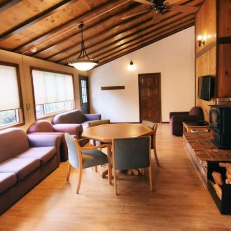 The Smith Creek Village Outdoor Hotel At Silver Falls State Park Sublimity Exterior foto