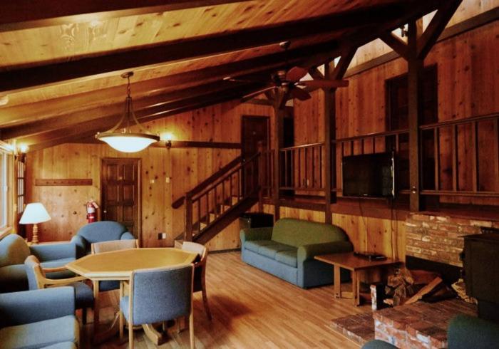 The Smith Creek Village Outdoor Hotel At Silver Falls State Park Sublimity Exterior foto